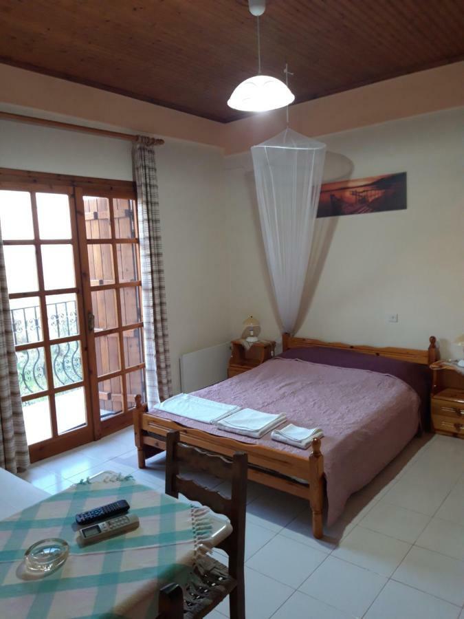 Koutadelias Rooms Kálamos Exterior foto