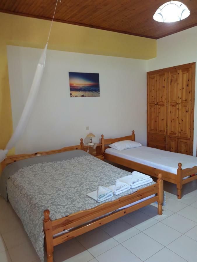 Koutadelias Rooms Kálamos Exterior foto