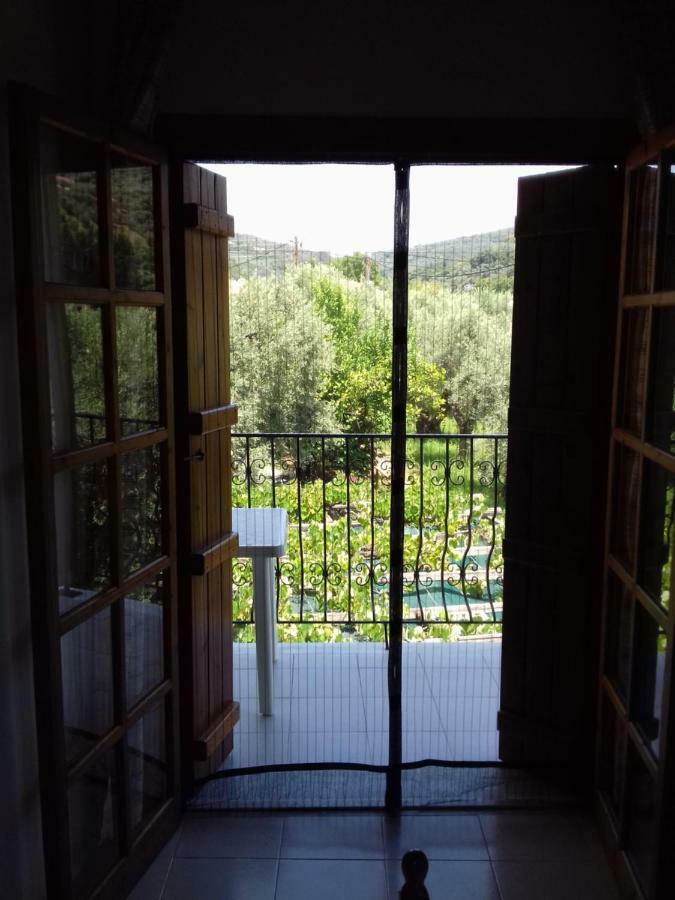 Koutadelias Rooms Kálamos Exterior foto