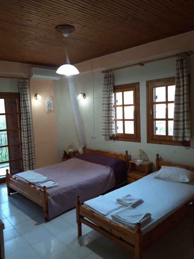 Koutadelias Rooms Kálamos Exterior foto
